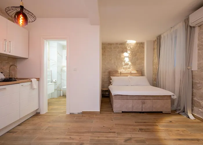 Iv Trogir