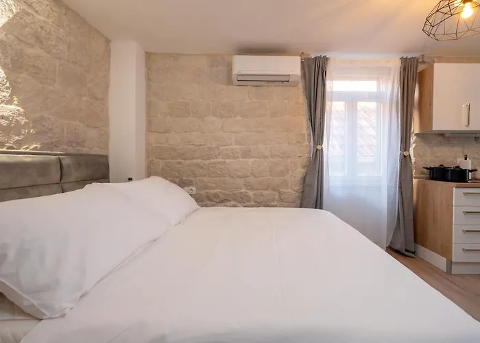 Iv Trogir