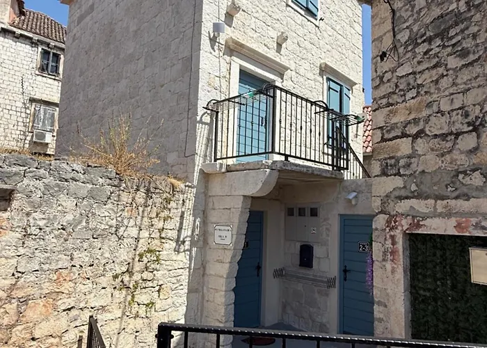 Iv Appartement Trogir